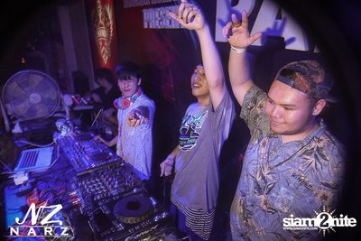NARZ & SMIRNOFF PRESENT SONGKRAN FOAM PARTY 2013 — photo 76