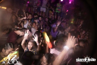 NARZ & SMIRNOFF PRESENT SONGKRAN FOAM PARTY 2013 — photo 229