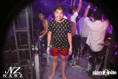 NARZ & SMIRNOFF PRESENT SONGKRAN FOAM PARTY 2013 — photo 90