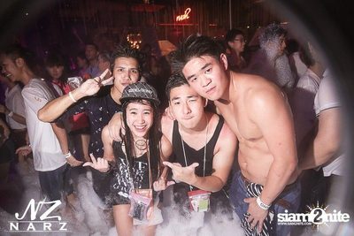 NARZ & SMIRNOFF PRESENT SONGKRAN FOAM PARTY 2013 — photo 103