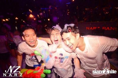 NARZ & SMIRNOFF PRESENT SONGKRAN FOAM PARTY 2013 — photo 37