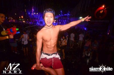 NARZ & SMIRNOFF PRESENT SONGKRAN FOAM PARTY 2013 — photo 113