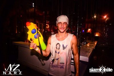 NARZ & SMIRNOFF PRESENT SONGKRAN FOAM PARTY 2013 — photo 31