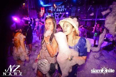 NARZ & SMIRNOFF PRESENT SONGKRAN FOAM PARTY 2013 — photo 29