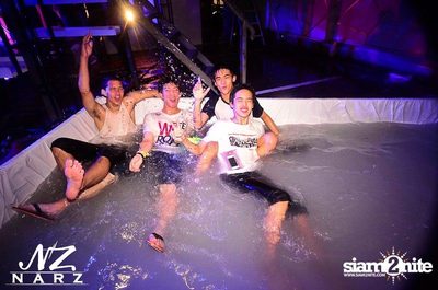 NARZ & SMIRNOFF PRESENT SONGKRAN FOAM PARTY 2013 — photo 27