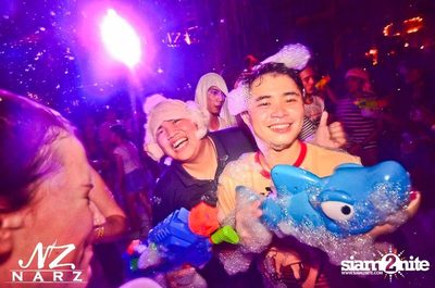 NARZ & SMIRNOFF PRESENT SONGKRAN FOAM PARTY 2013 — photo 47