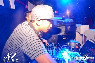 NARZ & SMIRNOFF PRESENT SONGKRAN FOAM PARTY 2013 — photo 108