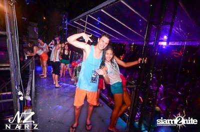 NARZ & SMIRNOFF PRESENT SONGKRAN FOAM PARTY 2013 — photo 111