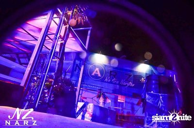 NARZ & SMIRNOFF PRESENT SONGKRAN FOAM PARTY 2013 — photo 2