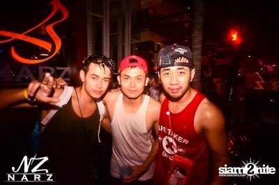 NARZ & SMIRNOFF PRESENT SONGKRAN FOAM PARTY 2013 — photo 33