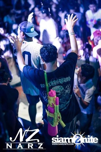 NARZ & SMIRNOFF PRESENT SONGKRAN FOAM PARTY 2013 (Album 1) — photo 65
