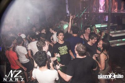 NARZ & SMIRNOFF PRESENT SONGKRAN FOAM PARTY 2013 (Album 1) — photo 145