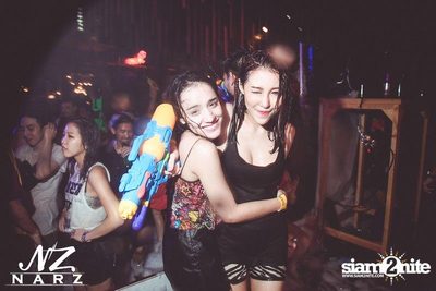 NARZ & SMIRNOFF PRESENT SONGKRAN FOAM PARTY 2013 (Album 1) — photo 298