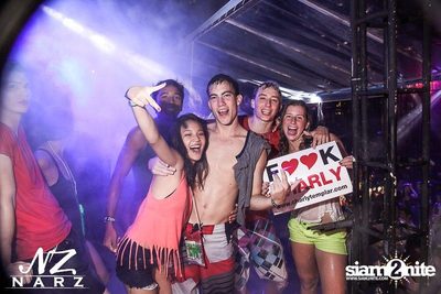 NARZ & SMIRNOFF PRESENT SONGKRAN FOAM PARTY 2013 (Album 1) — photo 227