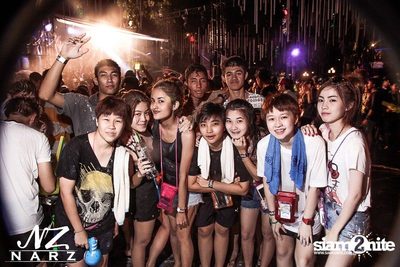 NARZ & SMIRNOFF PRESENT SONGKRAN FOAM PARTY 2013 (Album 1) — photo 100