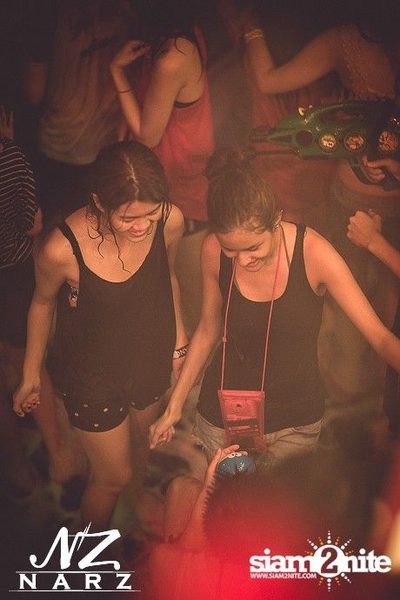 NARZ & SMIRNOFF PRESENT SONGKRAN FOAM PARTY 2013 (Album 1) — photo 321