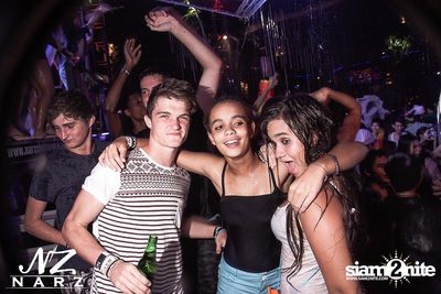 NARZ & SMIRNOFF PRESENT SONGKRAN FOAM PARTY 2013 (Album 1) — photo 71