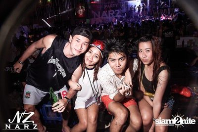 NARZ & SMIRNOFF PRESENT SONGKRAN FOAM PARTY 2013 (Album 1) — photo 255