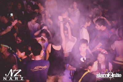 NARZ & SMIRNOFF PRESENT SONGKRAN FOAM PARTY 2013 (Album 1) — photo 188