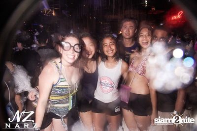 NARZ & SMIRNOFF PRESENT SONGKRAN FOAM PARTY 2013 (Album 1) — photo 182
