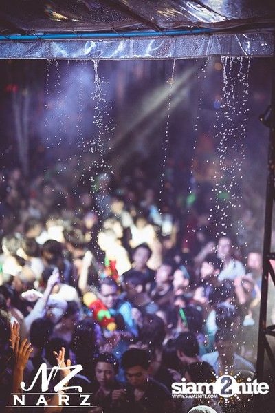 NARZ & SMIRNOFF PRESENT SONGKRAN FOAM PARTY 2013 (Album 1) — photo 190