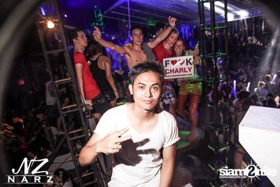 NARZ & SMIRNOFF PRESENT SONGKRAN FOAM PARTY 2013 (Album 1) — photo 225