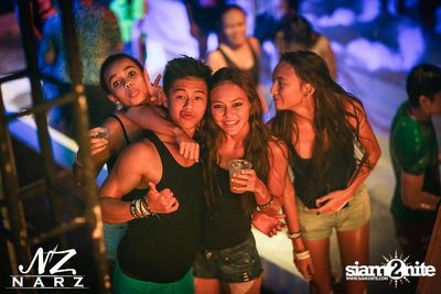 NARZ & SMIRNOFF PRESENT SONGKRAN FOAM PARTY 2013 (Album 1) — photo 16