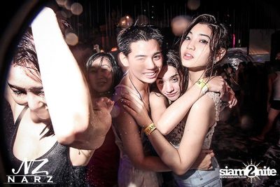 NARZ & SMIRNOFF PRESENT SONGKRAN FOAM PARTY 2013 (Album 1) — photo 293