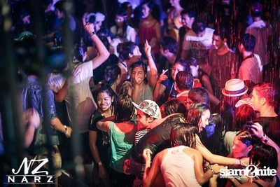 NARZ & SMIRNOFF PRESENT SONGKRAN FOAM PARTY 2013 (Album 1) — photo 61