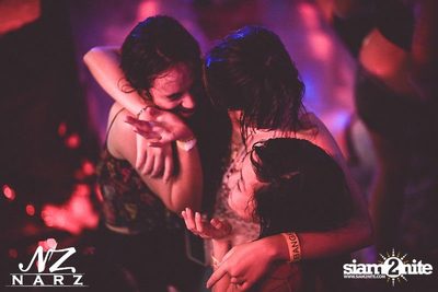 NARZ & SMIRNOFF PRESENT SONGKRAN FOAM PARTY 2013 (Album 1) — photo 323