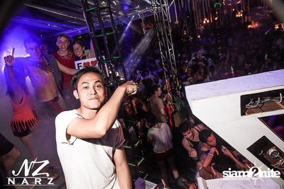 NARZ & SMIRNOFF PRESENT SONGKRAN FOAM PARTY 2013 (Album 1) — photo 226