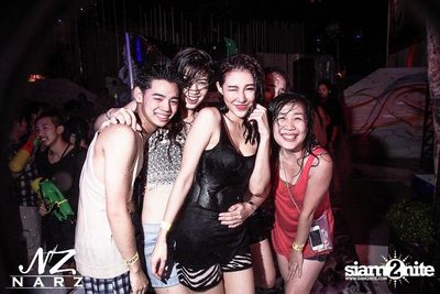 NARZ & SMIRNOFF PRESENT SONGKRAN FOAM PARTY 2013 (Album 1) — photo 290