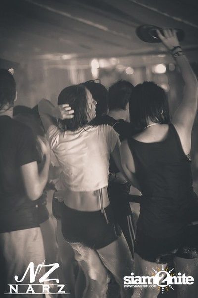 NARZ & SMIRNOFF PRESENT SONGKRAN FOAM PARTY 2013 (Album 1) — photo 196