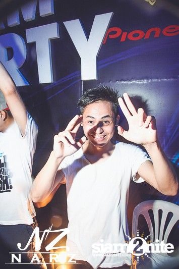 NARZ & SMIRNOFF PRESENT SONGKRAN FOAM PARTY 2013 (Album 1) — photo 243