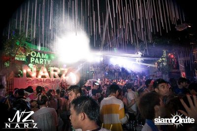 NARZ & SMIRNOFF PRESENT SONGKRAN FOAM PARTY 2013 (Album 1) — photo 97