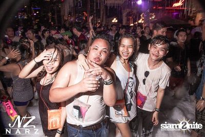NARZ & SMIRNOFF PRESENT SONGKRAN FOAM PARTY 2013 (Album 1) — photo 87
