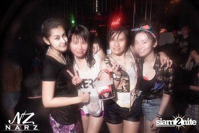 NARZ & SMIRNOFF PRESENT SONGKRAN FOAM PARTY 2013 (Album 1) — photo 274