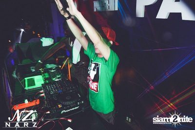 NARZ & SMIRNOFF PRESENT SONGKRAN FOAM PARTY 2013 (Album 1) — photo 237