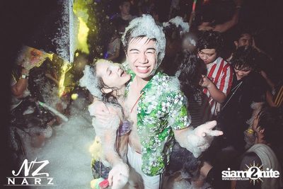 NARZ & SMIRNOFF PRESENT SONGKRAN FOAM PARTY 2013 (Album 1) — photo 300