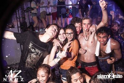 NARZ & SMIRNOFF PRESENT SONGKRAN FOAM PARTY 2013 (Album 1) — photo 174