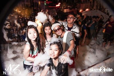 NARZ & SMIRNOFF PRESENT SONGKRAN FOAM PARTY 2013 (Album 1) — photo 28