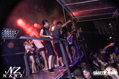 NARZ & SMIRNOFF PRESENT SONGKRAN FOAM PARTY 2013 (Album 1) — photo 72
