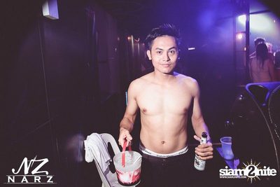 NARZ & SMIRNOFF PRESENT SONGKRAN FOAM PARTY 2013 (Album 1) — photo 126