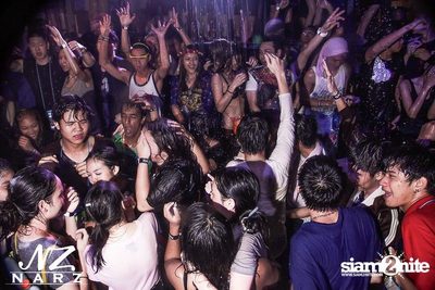 NARZ & SMIRNOFF PRESENT SONGKRAN FOAM PARTY 2013 (Album 1) — photo 165