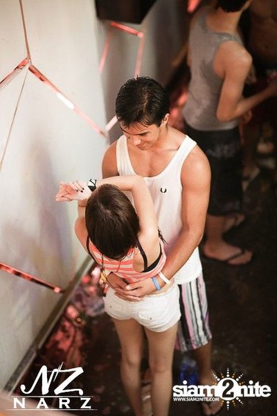 NARZ & SMIRNOFF PRESENT SONGKRAN FOAM PARTY 2013 (Album 1) — photo 208