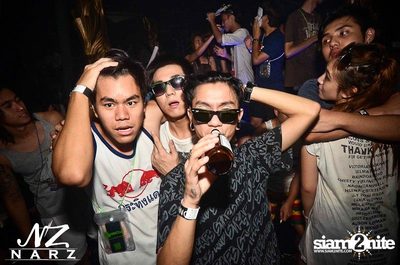 NARZ & SMIRNOFF PRESENT SONGKRAN FOAM PARTY 2013 (Album 2) — photo 25