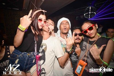 NARZ & SMIRNOFF PRESENT SONGKRAN FOAM PARTY 2013 (Album 2) — photo 46