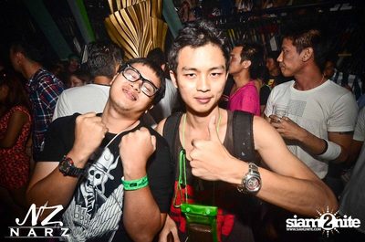 NARZ & SMIRNOFF PRESENT SONGKRAN FOAM PARTY 2013 (Album 2) — photo 4
