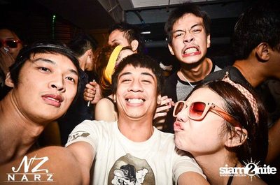 NARZ & SMIRNOFF PRESENT SONGKRAN FOAM PARTY 2013 (Album 2) — photo 51
