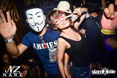 NARZ & SMIRNOFF PRESENT SONGKRAN FOAM PARTY 2013 (Album 2) — photo 6